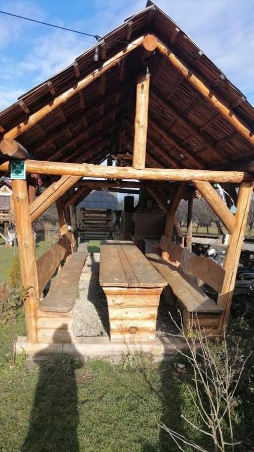 Complex Traditional Casuta Bunicilor-Breb Bagian luar foto